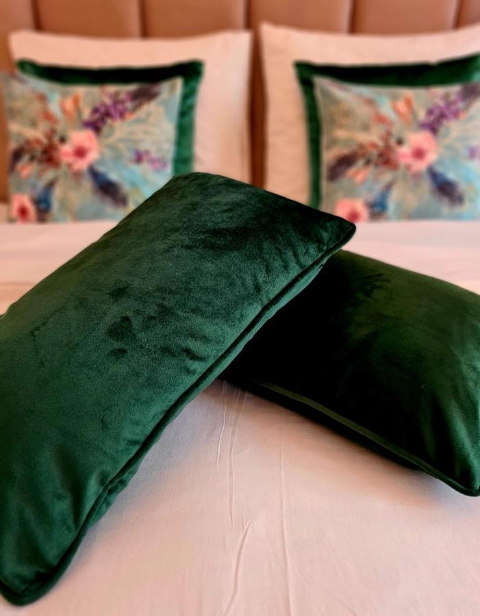Amsterdam Schiphol Airport 5*
